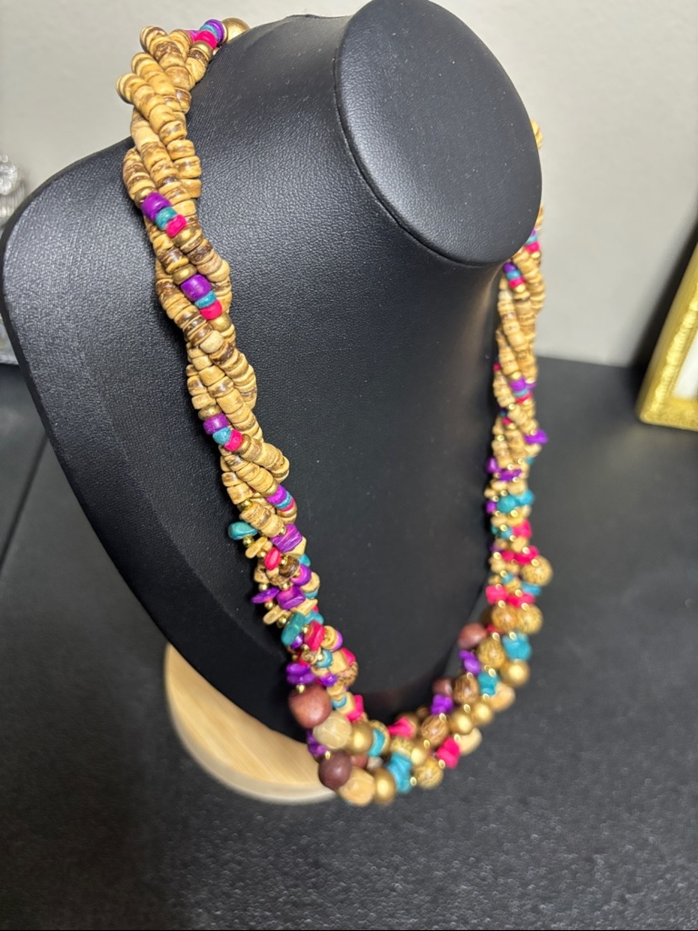 Beach Boho Coconut Shell Colorful Beaded Resort Beach Necklace - Picture 5 of 7